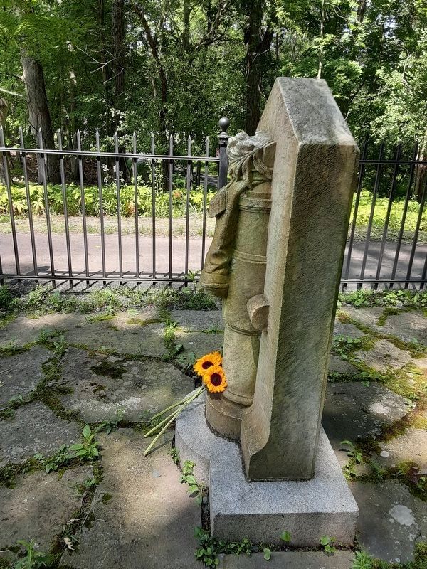 Benedict Arnold Boot Monument. Click for full size. Benedict Arnold Boot Monument image. Click for full size.