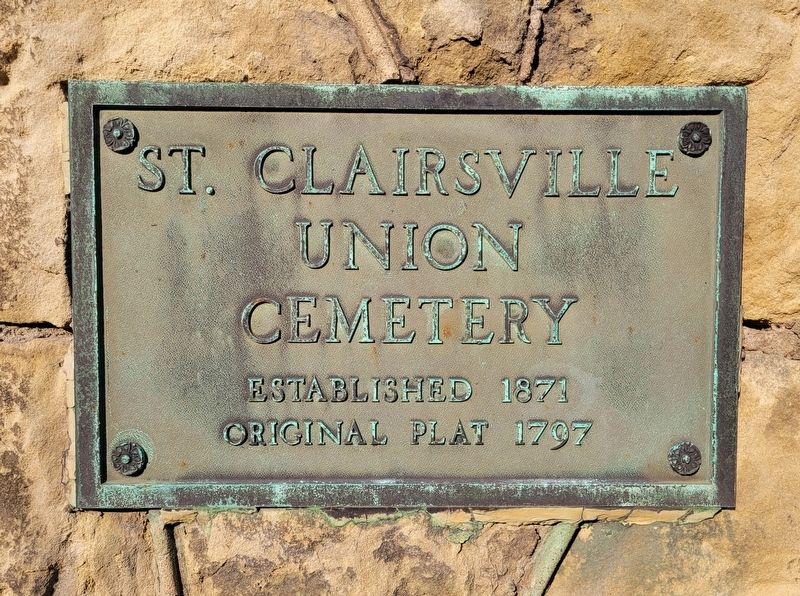 Plaque at Cemetery Entrance image. Click for full size.