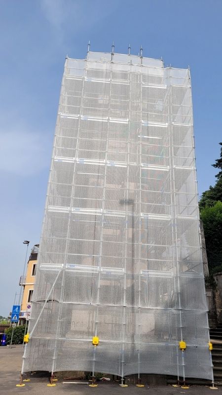 The Arch of the Little Stairs is covered up and under restoration. Click for full size. The Arch of the Little Stairs is covered up and under restoration image. Click for full size.