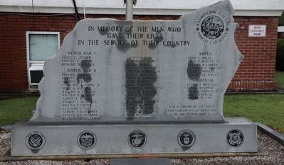 Washington County North Carolina Supreme Sacrifice and Veterans Memorial Marker image. Click for full size.