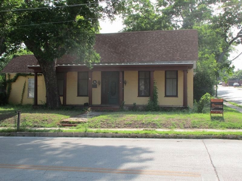 Woolfolk-McCall House and Marker image. Click for full size.