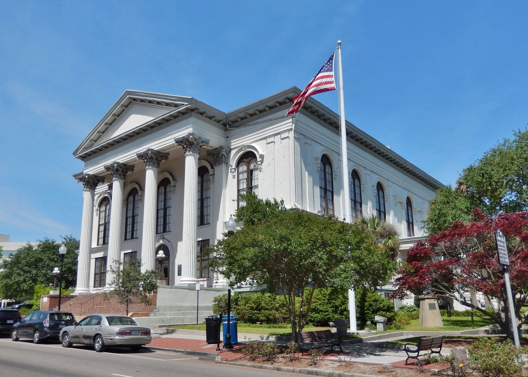Wilmington City Hall (<i>southwest elevation</i>) image. Click for full size.
