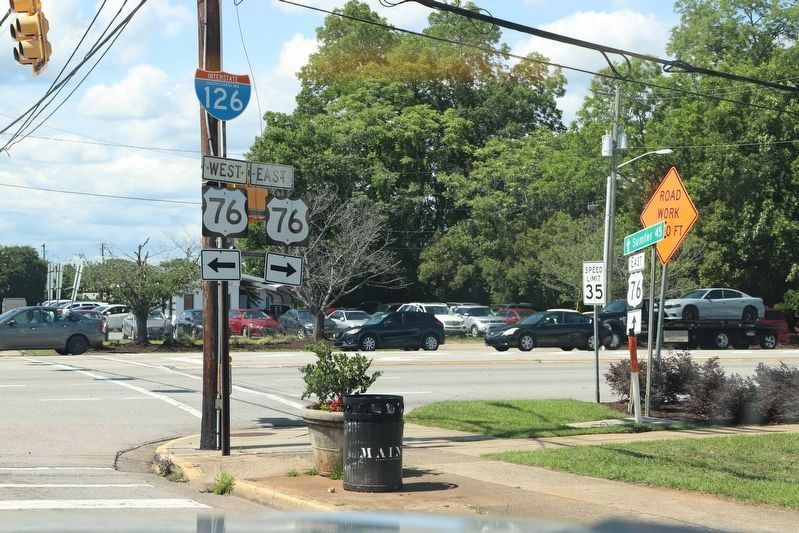 Elmwood Avenue Marker. Click for full size. Elmwood Avenue Marker image. Click for full size.