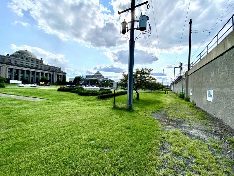 Marker located across the street from City Hall and the Courthouse. Click for full size. Marker located across the street from City Hall and the Courthouse image. Click for full size.