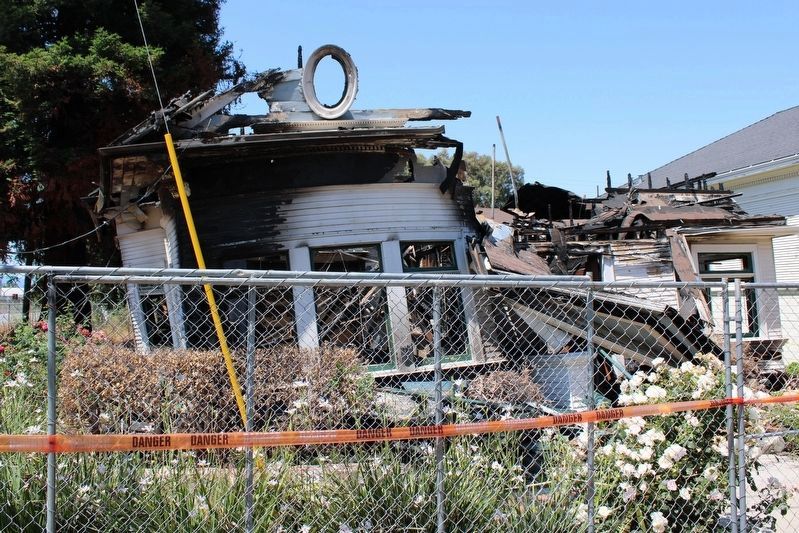 Nelson-DeLuz House Burned. Click for full size. Nelson-DeLuz House Burned image. Click for full size.