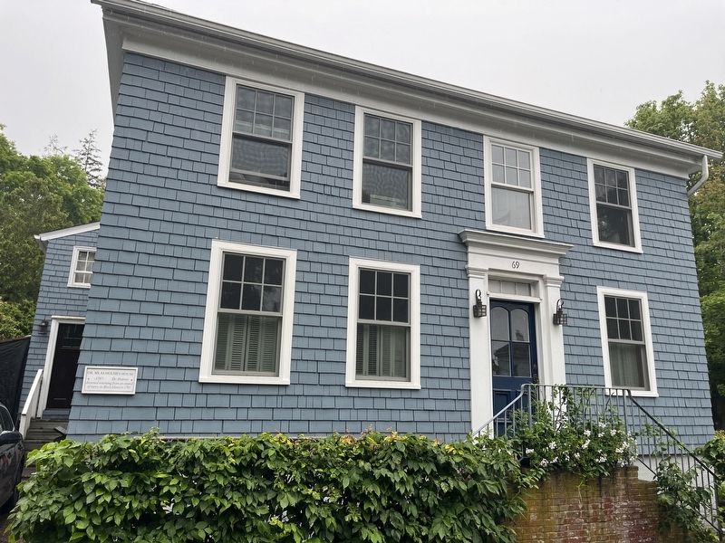 The Dr. Silas Holmes House image. Click for full size.