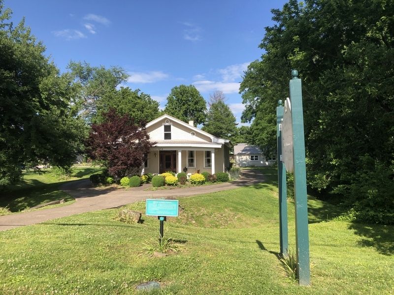 Ewin Lacke House Marker image. Click for full size.