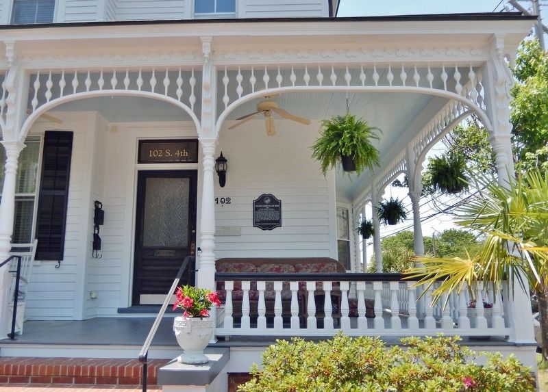Vollers-Hardin-Walker House Marker image. Click for full size.