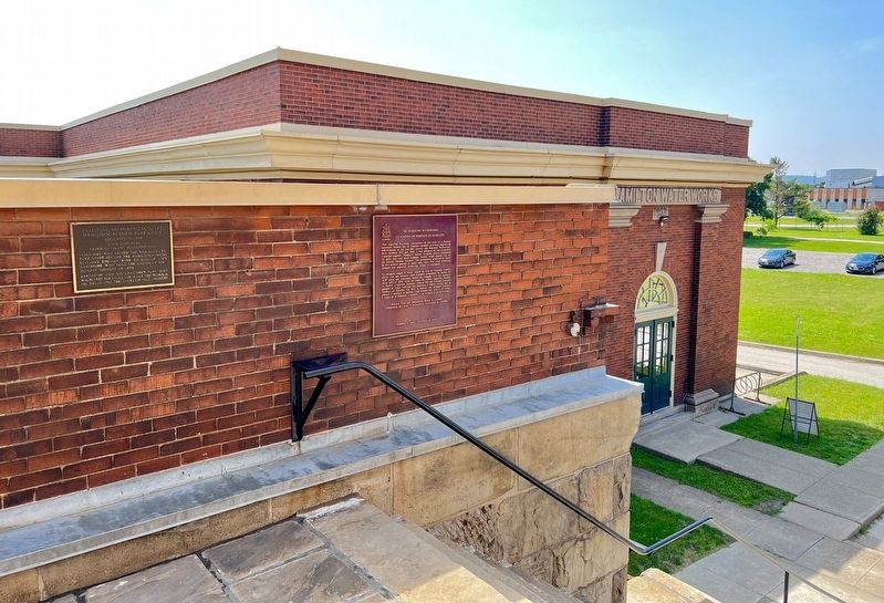 The Hamilton Waterworks/ La Station de Pompage de Hamilton Marker image. Click for full size.
