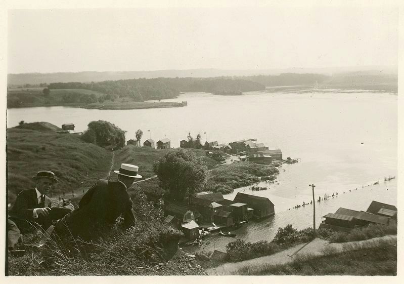 The Boathouse Community in Cootes Paradise (c1920s). Click for full size. The Boathouse Community in Cootes Paradise (c1920s) image. Click for full size.
