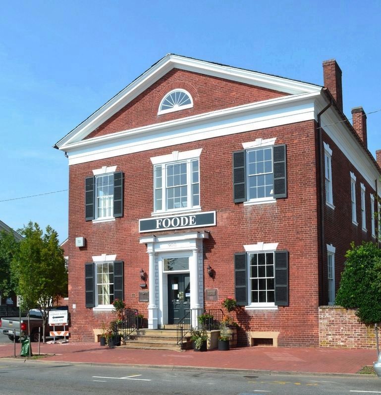 Former Farmer's Bank Building, mentioned in Great Exodus From Bondage Marker image. Click for full size.