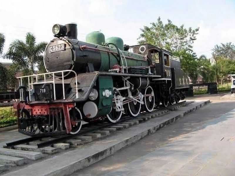 Thai-Burma Railway Locomotive 719 image. Click for full size.