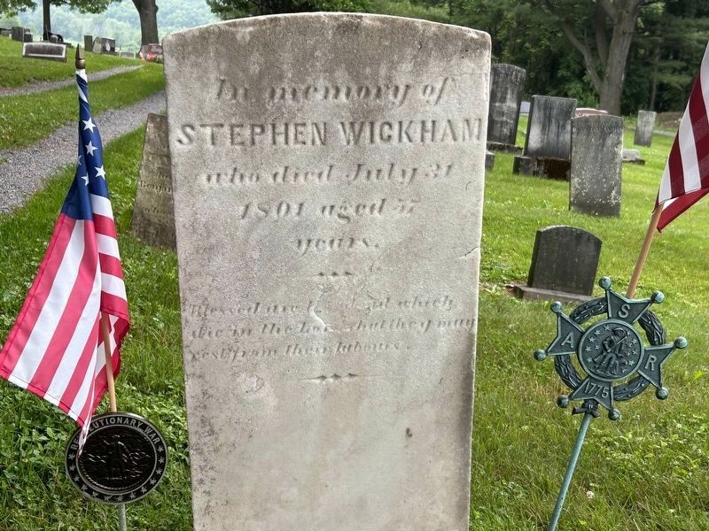 One of the Patriot Burials mentioned on the marker image. Click for full size.