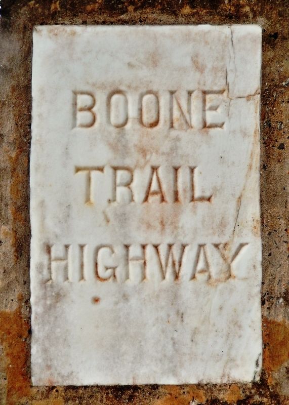 Boone Trail Highway Marker image. Click for full size.