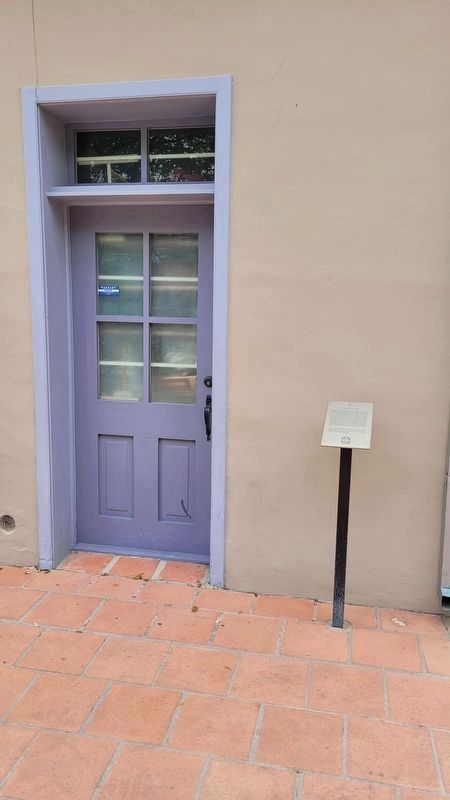 The entrance to the Losana House and Marker image. Click for full size.