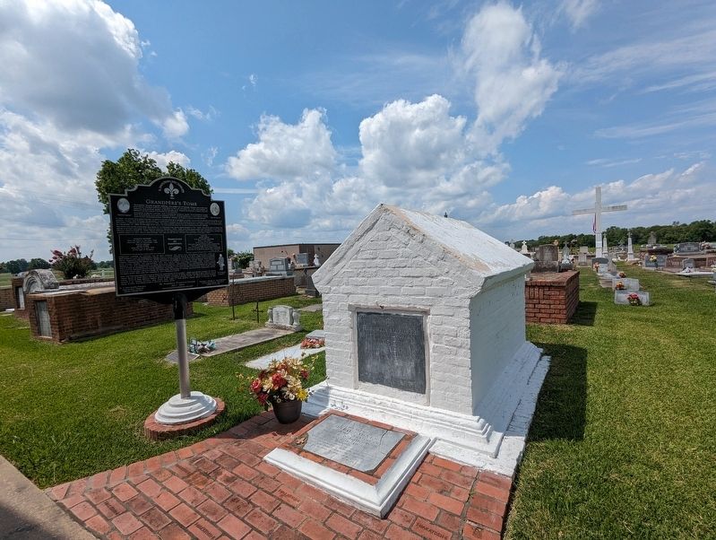 Grandpère's Tomb Marker. Click for full size. Grandpère's Tomb Marker image. Click for full size.