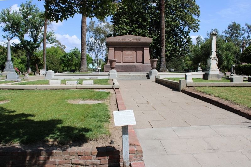 Pioneer Grove Cemetery Marker. Click for full size. Pioneer Grove Cemetery Marker image. Click for full size.