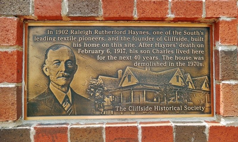 Raleigh Rutherford Haynes Marker image. Click for full size.