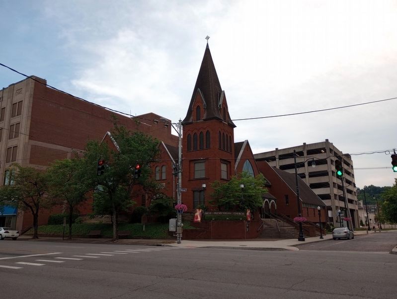 Presbyterian Church and Marker image. Click for full size.