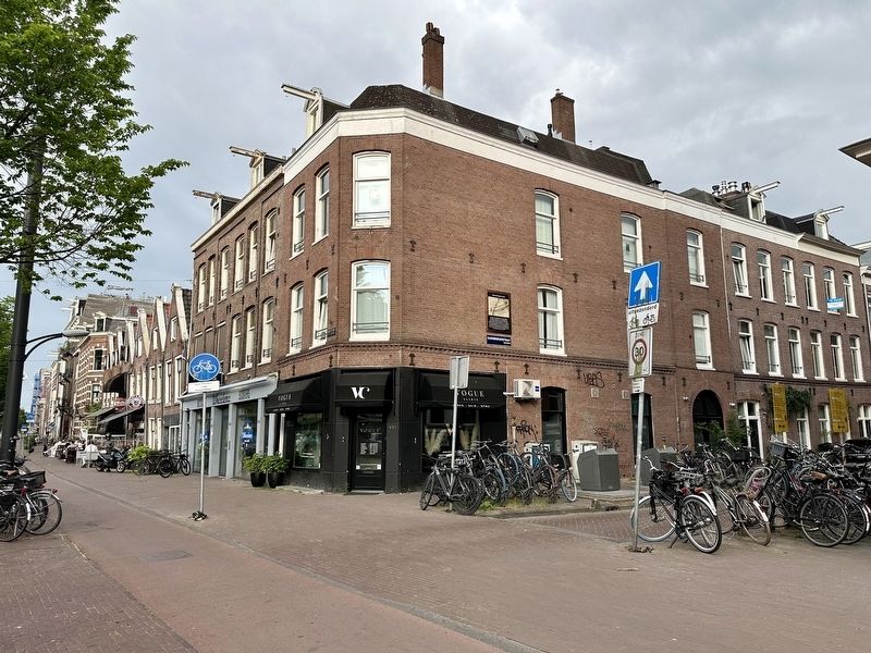 Saxenburgerstraat Marker - wide view image. Click for full size.