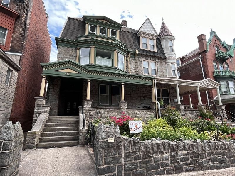 4433 Spruce Street. Click for full size. 4433 Spruce Street image. Click for full size.