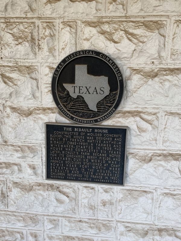 The Bidault House Marker image. Click for full size.