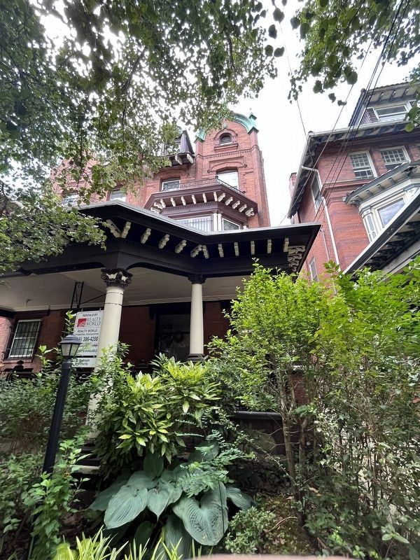4226 Pine Street image. Click for full size.
