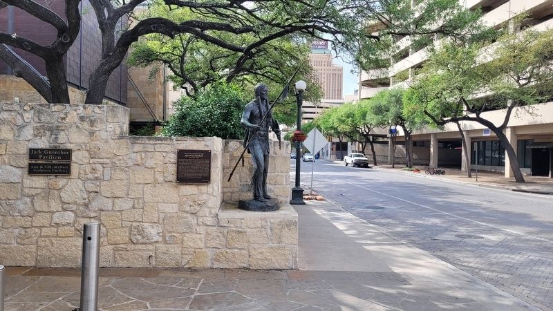 The view of the Quanah Parker statue and Marker along the walkway image. Click for full size.