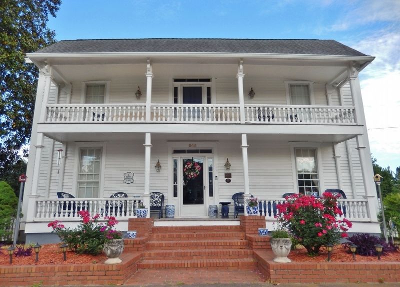 Dr. Brown's Townhouse (<i>west/front elevation</i>). Click for full size. Dr. Brown's Townhouse (<i>west/front elevation</i>) image. Click for full size.
