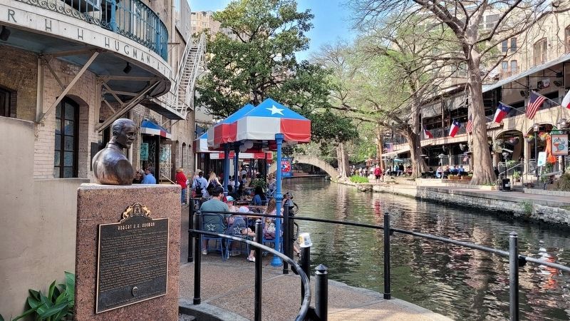 The wide view of the Robert H.H. Hugman Marker along the River Walk image. Click for full size.