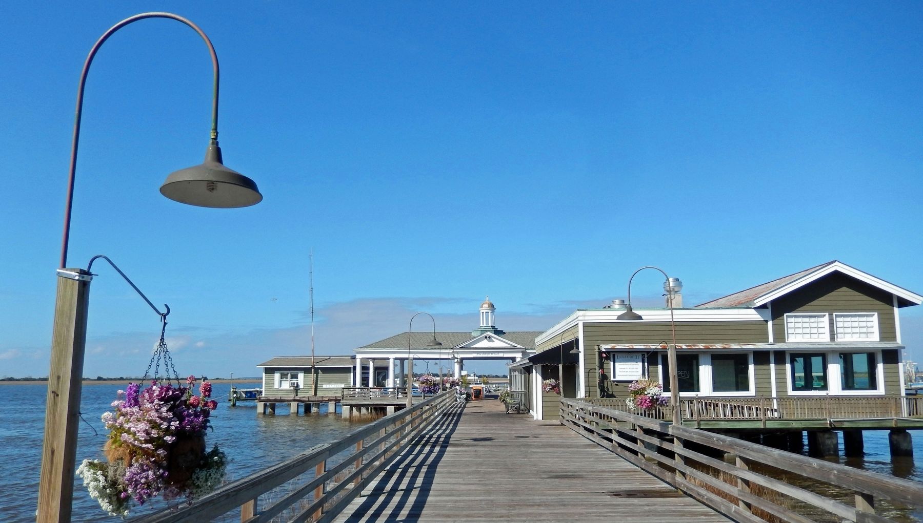 Jekyll Island Pier & Wharf image. Click for full size.