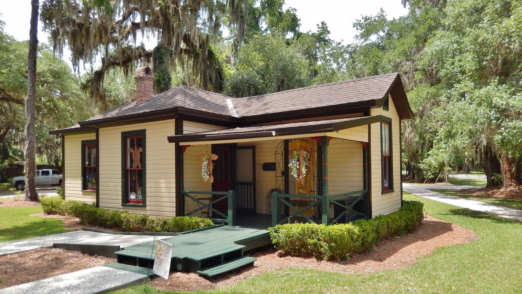 Bookkeeper's Cottage (<i>southeast elevation</i>). Click for full size. Bookkeeper's Cottage (<i>southeast elevation</i>) image. Click for full size.