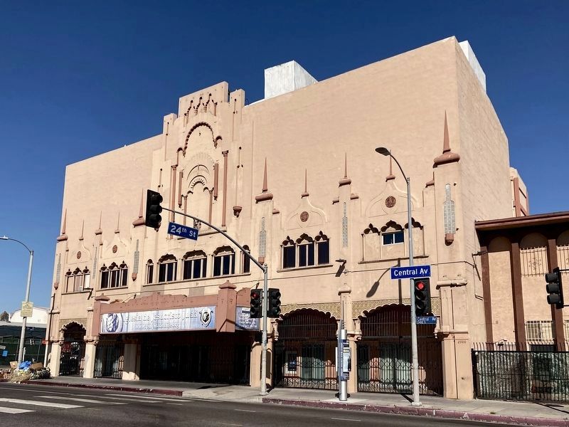 Lincoln Theater. Click for full size. Lincoln Theater image. Click for full size.