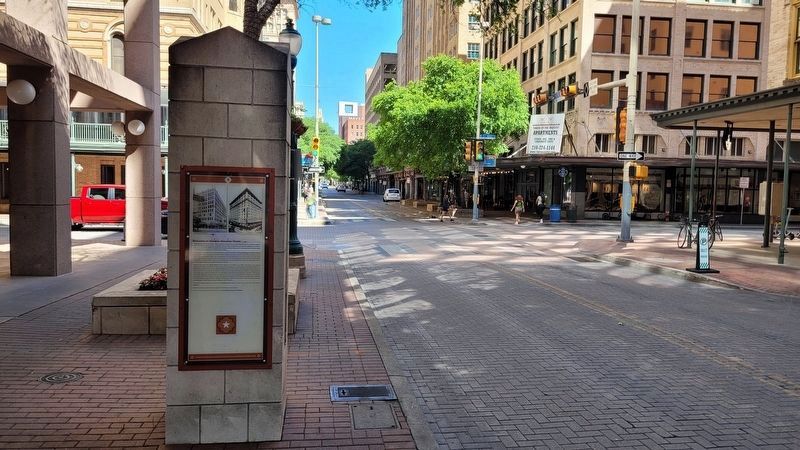 The view of the Welcome to Historic Houston Street Marker from the street image. Click for full size.