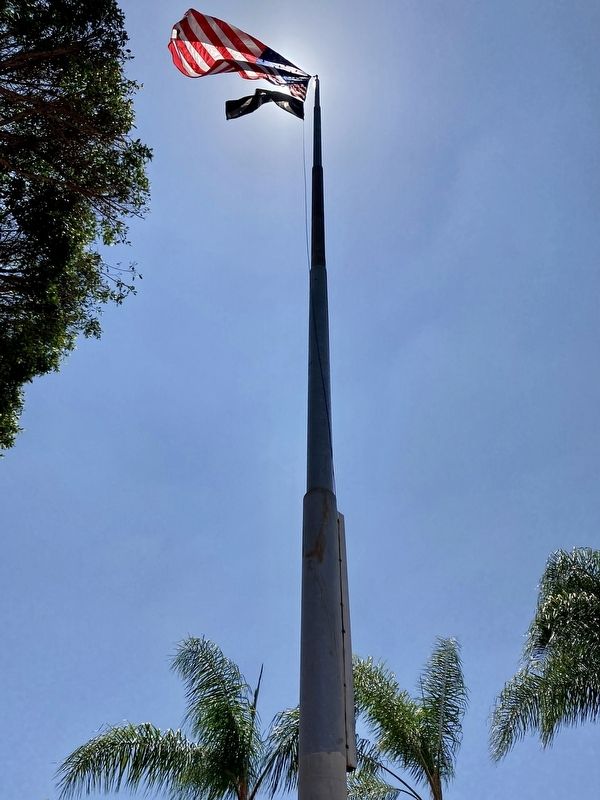 Veterans Memorial Flagpole image. Click for full size.