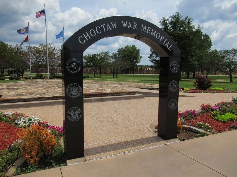 Choctaw War Memorial image. Click for full size.