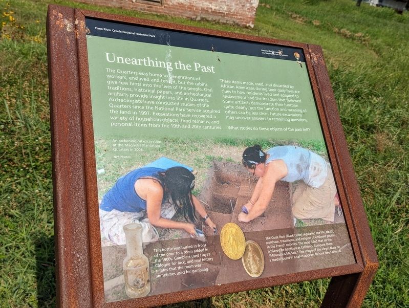 Unearthing The Past Marker image. Click for full size.