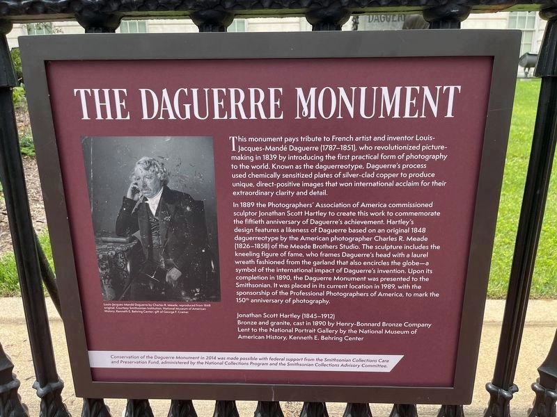 The Daguerre Monument Marker. Click for full size. The Daguerre Monument Marker image. Click for full size.