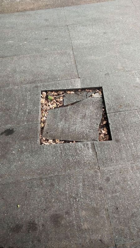 Location Where Pedestal for This Missing Marker Stood. Click for full size. Location Where Pedestal for This Missing Marker Stood image. Click for full size.