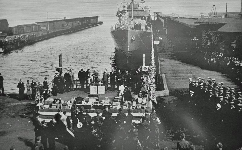 Marker detail: Delivery of HMCS <i>Port Arthur</i>, 1942 image. Click for full size.