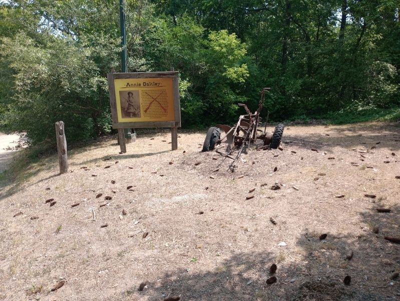 Annie Oakley Marker image. Click for full size.