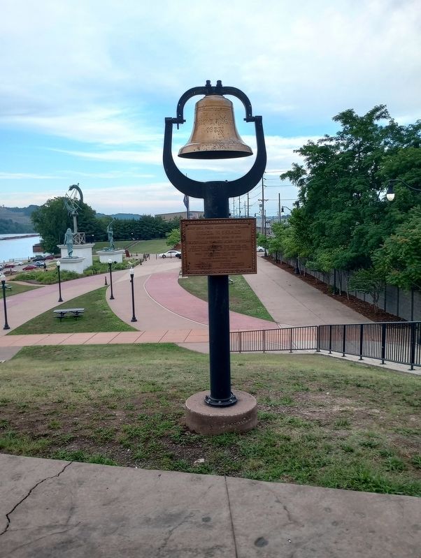 Roof Bell from Strenwheel Steamer Marker image. Click for full size.