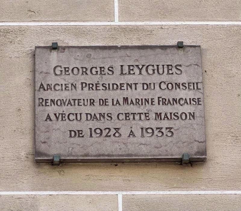 Georges Leygues Marker - wide view. Click for full size. Georges Leygues Marker - wide view image. Click for full size.