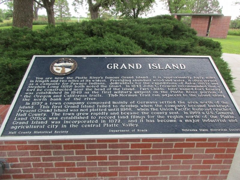 Grand Island Marker image. Click for full size.