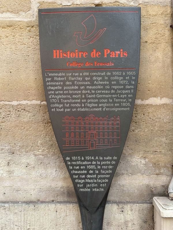 Collge des Ecossais / Scots College Marker - wider view image. Click for full size.