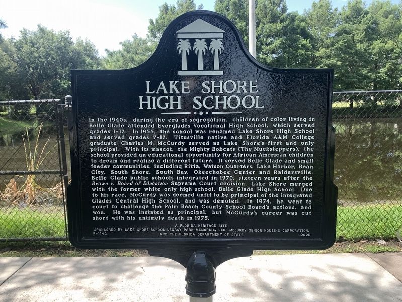 Lake Shore High School Marker Side 1 image. Click for full size.