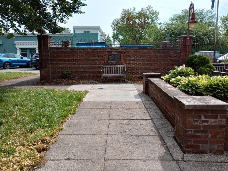 Historic Buildings in the City of Maumee Marker. Click for full size. Historic Buildings in the City of Maumee Marker image. Click for full size.