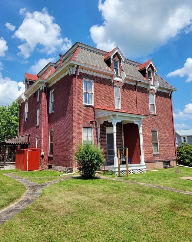 Samuel Warden Mansion. Click for full size. Samuel Warden Mansion image. Click for full size.