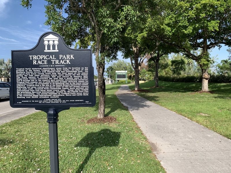 Tropical Park Race Track Marker image. Click for full size.