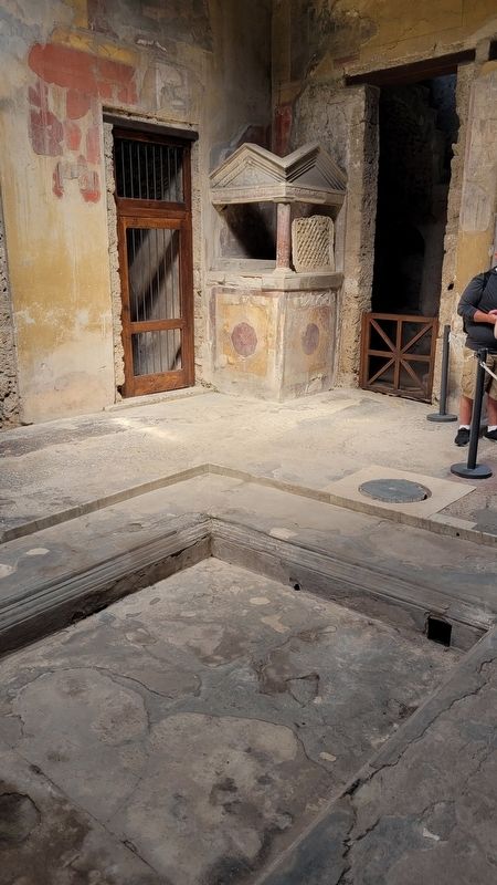 The fountain in the House of Menander. Click for full size. The fountain in the House of Menander image. Click for full size.